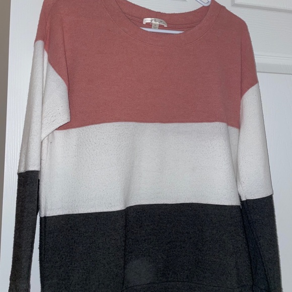 Sweater - Picture 3 of 3